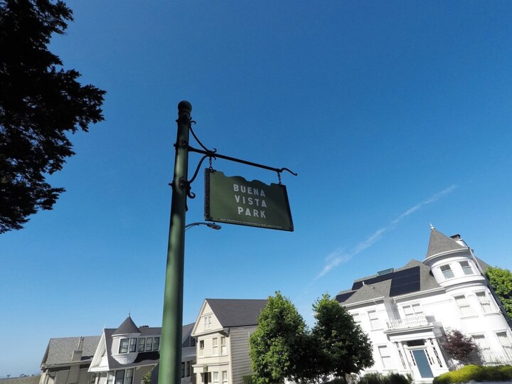Muhteşem Manzaralara Sahip En İyi 2 Yatak Odalı Ev, San Francisco Daire 1007