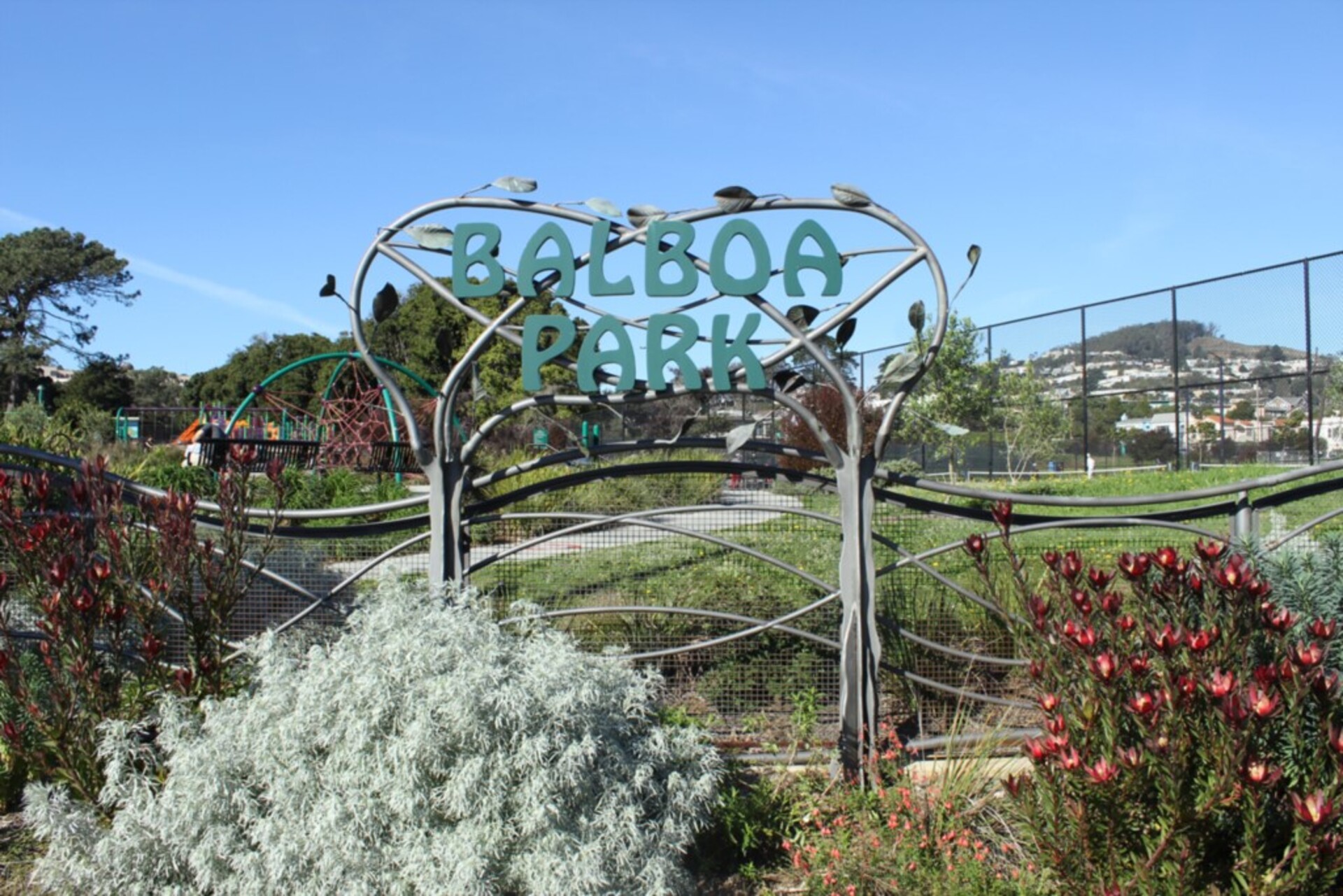Prime Location'da Özel 2 Yatak Odalı Ev, San Francisco Sıra Ev 1011