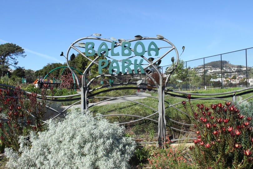 Prime Location'da Özel 2 Yatak Odalı Ev, San Francisco Sıra Ev 1011