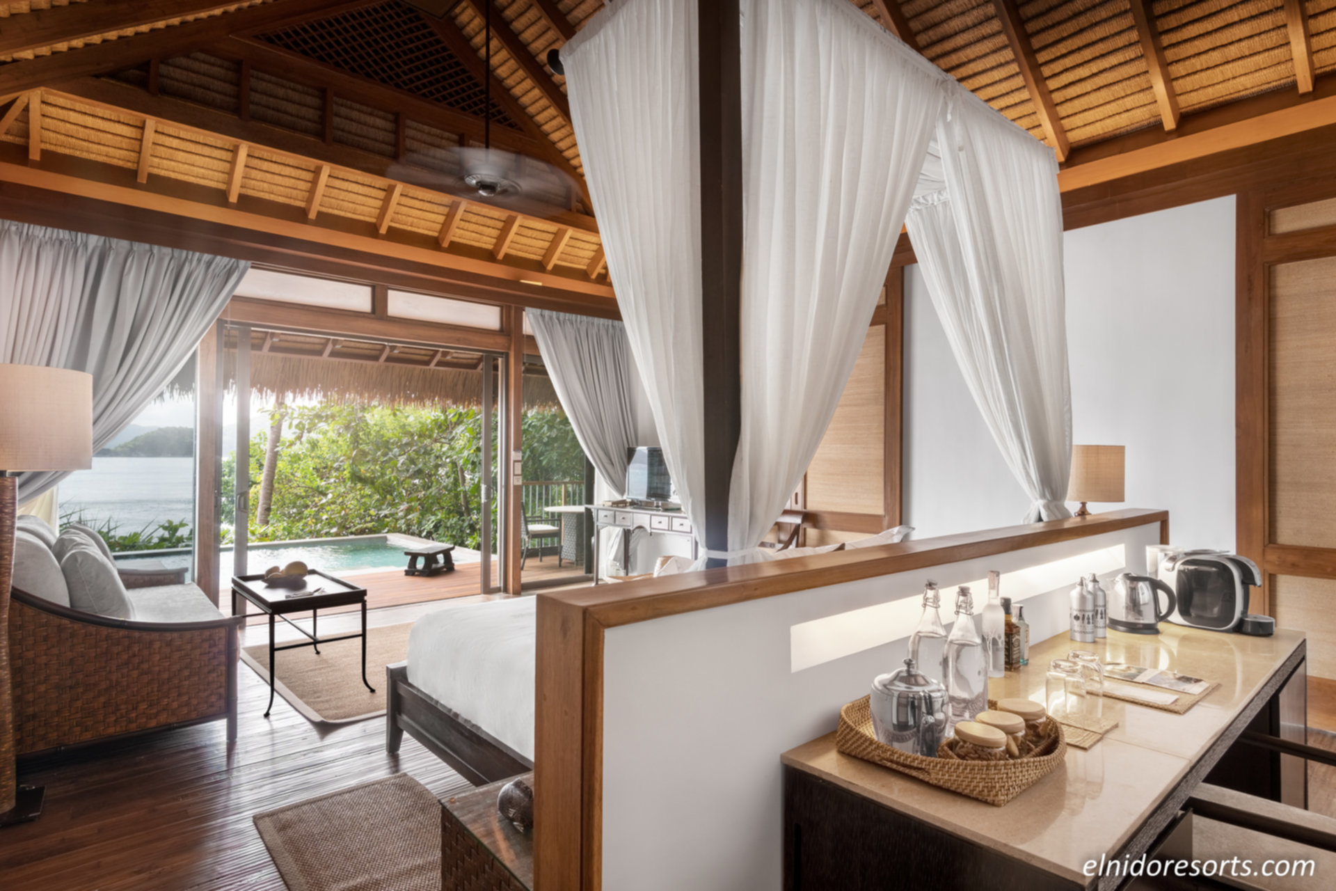 Pangulasian Island Resort'ta Denize Sıfır Lüks Villa, El Nido Villa 1013