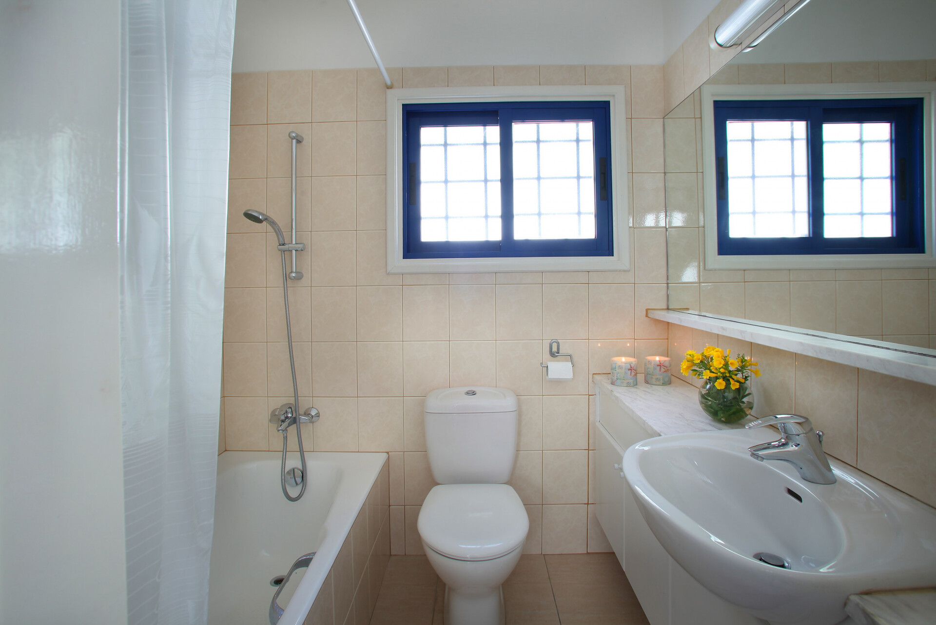 Ailenizin Fig Tree Bay, Protaras Villa 1425 yakınlarındaki Bu 5 Yıldızlı Villayı Kiraladığını Hayal Edin