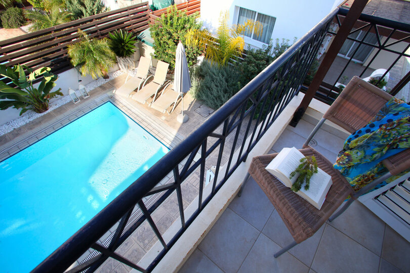 Siz ve Ailenizin Protaras, Protaras Villa 1428'deki Bu Lüks Villayı Kiraladığınızı Hayal Edin