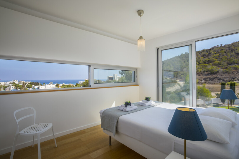 Ailenizin Bu Lüks Çağdaş Tarz Villayı Kiraladığını Hayal Edin, Protaras Villa 1429