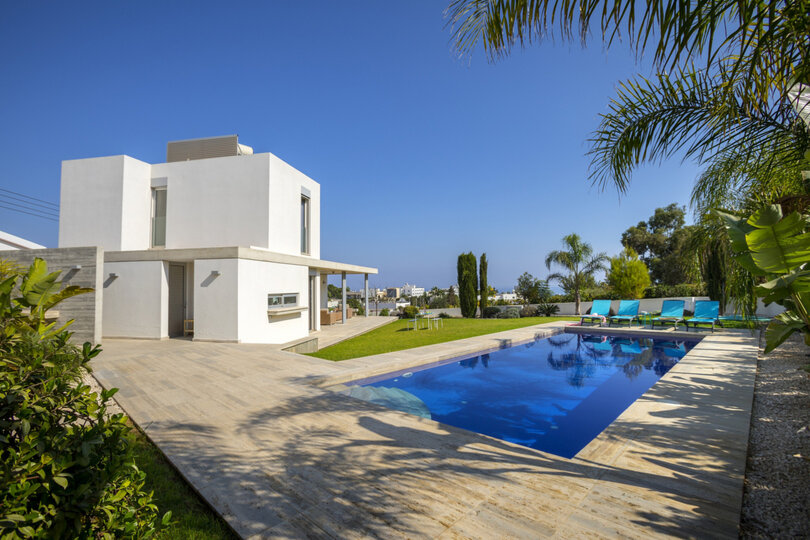 Ailenizin Bu Lüks Çağdaş Tarz Villayı Kiraladığını Hayal Edin, Protaras Villa 1429