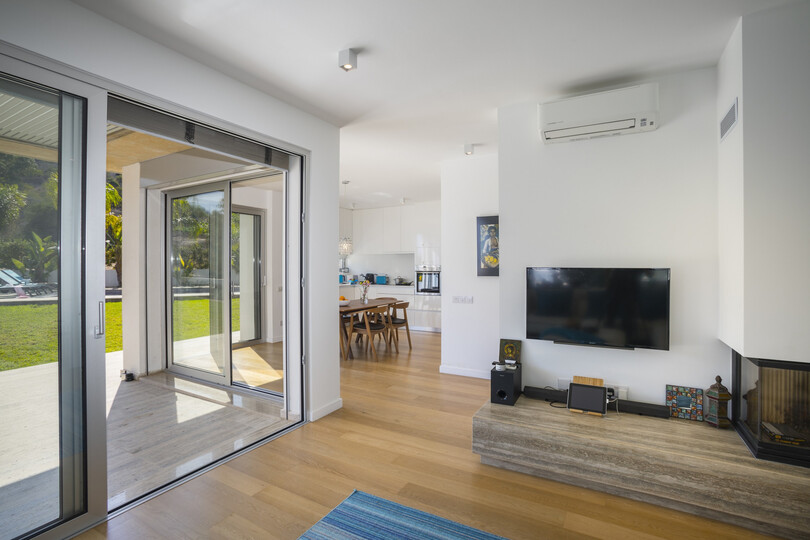 Ailenizin Bu Lüks Çağdaş Tarz Villayı Kiraladığını Hayal Edin, Protaras Villa 1429