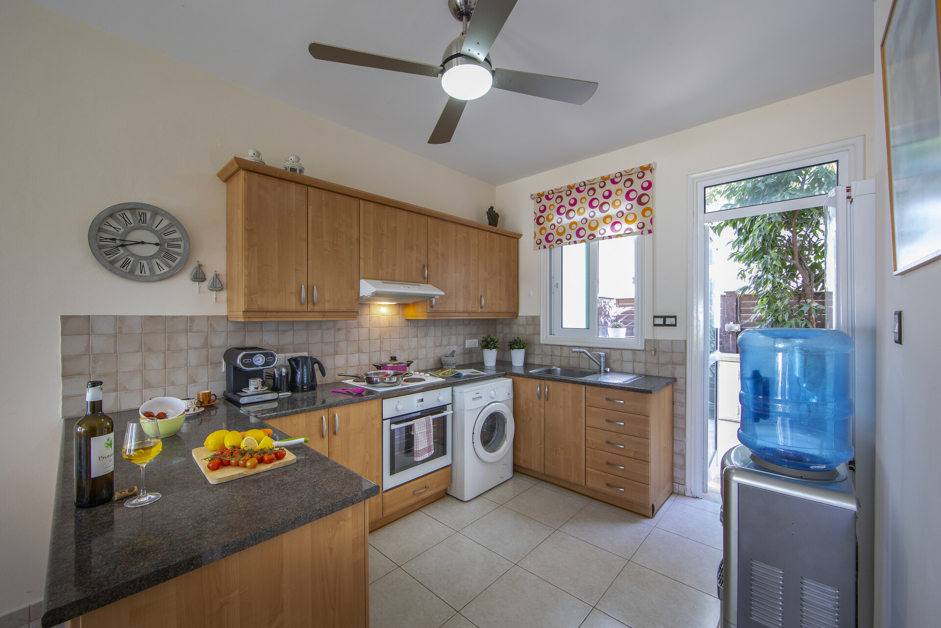 Siz ve Aileniz, Protaras Villa 1430, İncir Ağacı Koyu yakınlarındaki bu 5 Yıldızlı Özel Havuzlu Villaya Bayılacaksınız