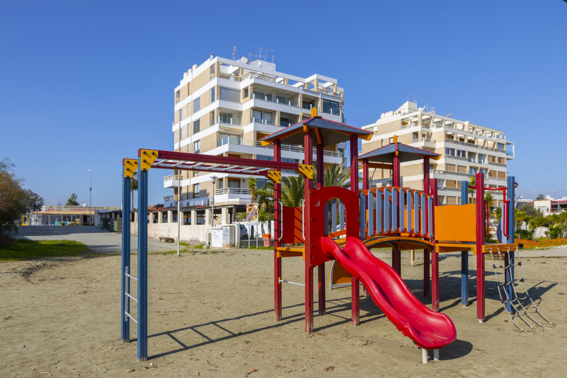 Kendinizi ve Ailenizi Bu Mükemmel Sahil Dairesini Kiraladığınızı Hayal Edin, Larnaka Daire 1388