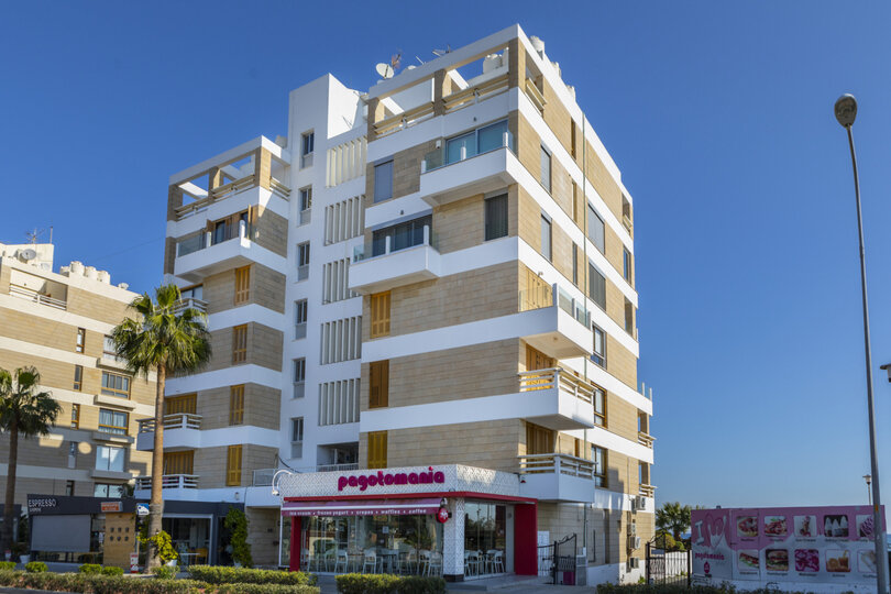 Kendinizi ve Ailenizi Bu Mükemmel Sahil Dairesini Kiraladığınızı Hayal Edin, Larnaka Daire 1388