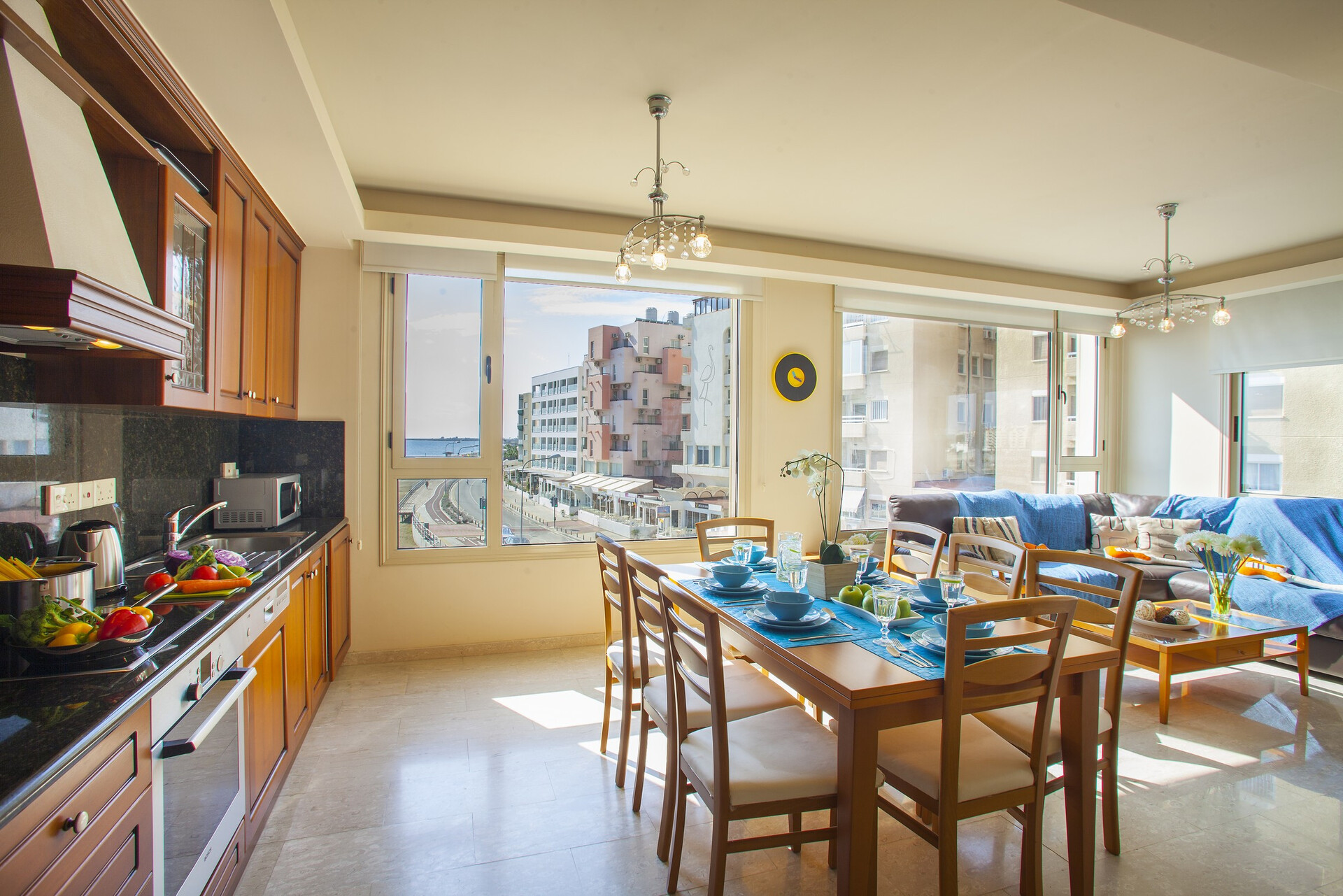 Kendinizi ve Ailenizi Plaja Dakikalar Mesafede Bu Mükemmel Tatil Dairesini Kiraladığınızı Hayal Edin, Larnaka Apartmanı 1390