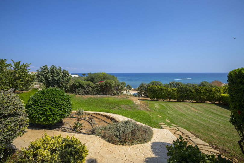 Siz ve Ailenizin bu sahildeki Evi, Protaras Apartman Dairesi 1450'yi kiraladığınızı hayal edin