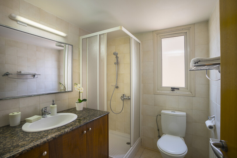 Sahilde Lüks 3 Yatak Odalı Villanızı Kiralamak İçin En İyi Kılavuz, Larnaka Villa 1394