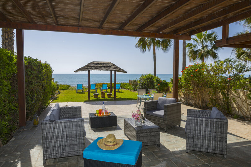 Sahilde Lüks 3 Yatak Odalı Villanızı Kiralamak İçin En İyi Kılavuz, Larnaka Villa 1394