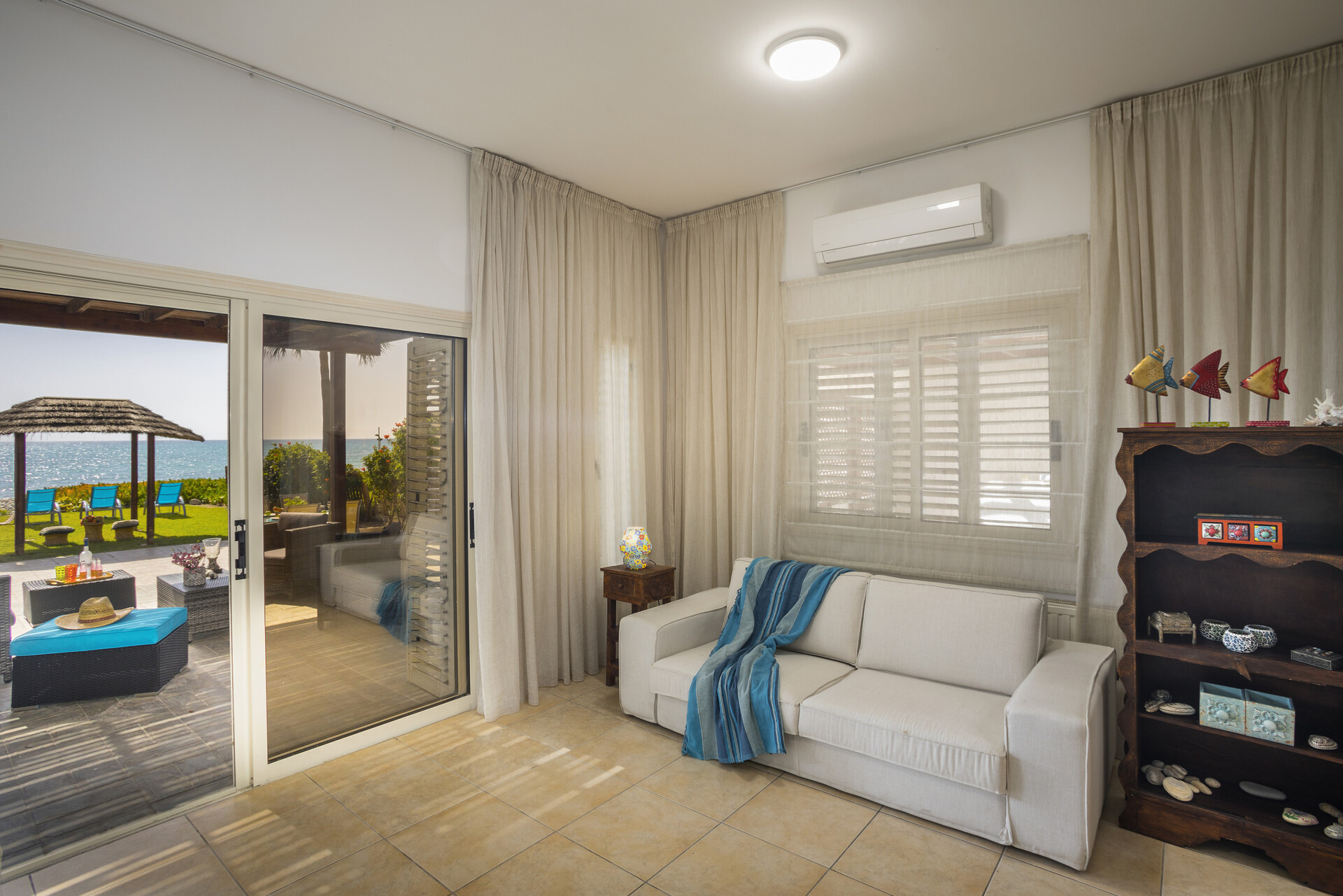 Sahilde Lüks 3 Yatak Odalı Villanızı Kiralamak İçin En İyi Kılavuz, Larnaka Villa 1394