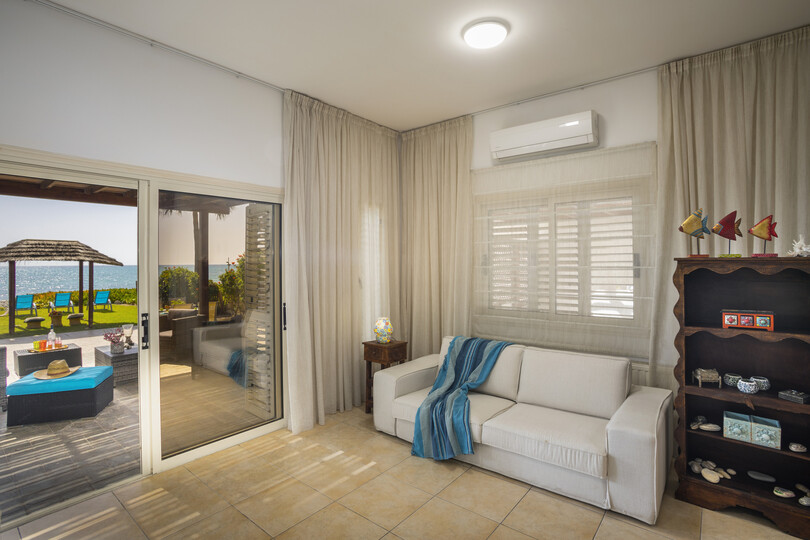 Sahilde Lüks 3 Yatak Odalı Villanızı Kiralamak İçin En İyi Kılavuz, Larnaka Villa 1394