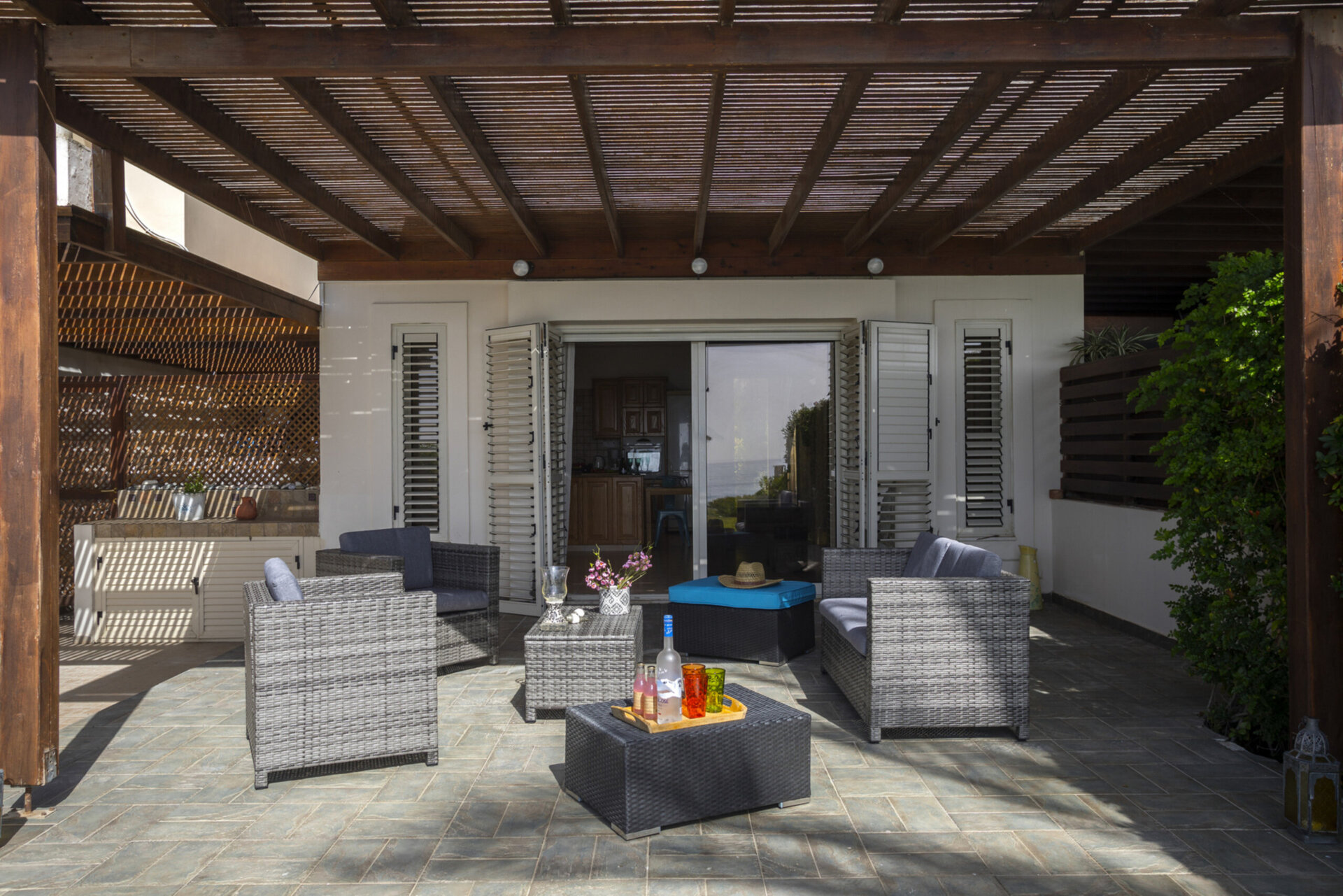 Sahilde Lüks 3 Yatak Odalı Villanızı Kiralamak İçin En İyi Kılavuz, Larnaka Villa 1394