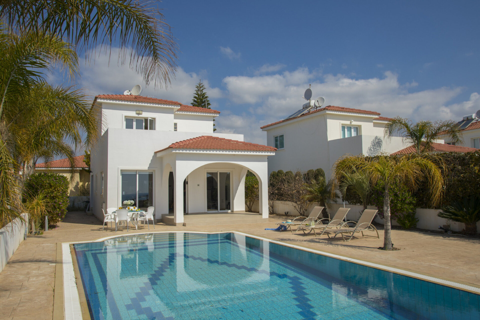 Güzel plajlardan birkaç dakika uzaklıktaki Güzel Tatil Villanız, Ayia Napa Villa 1370