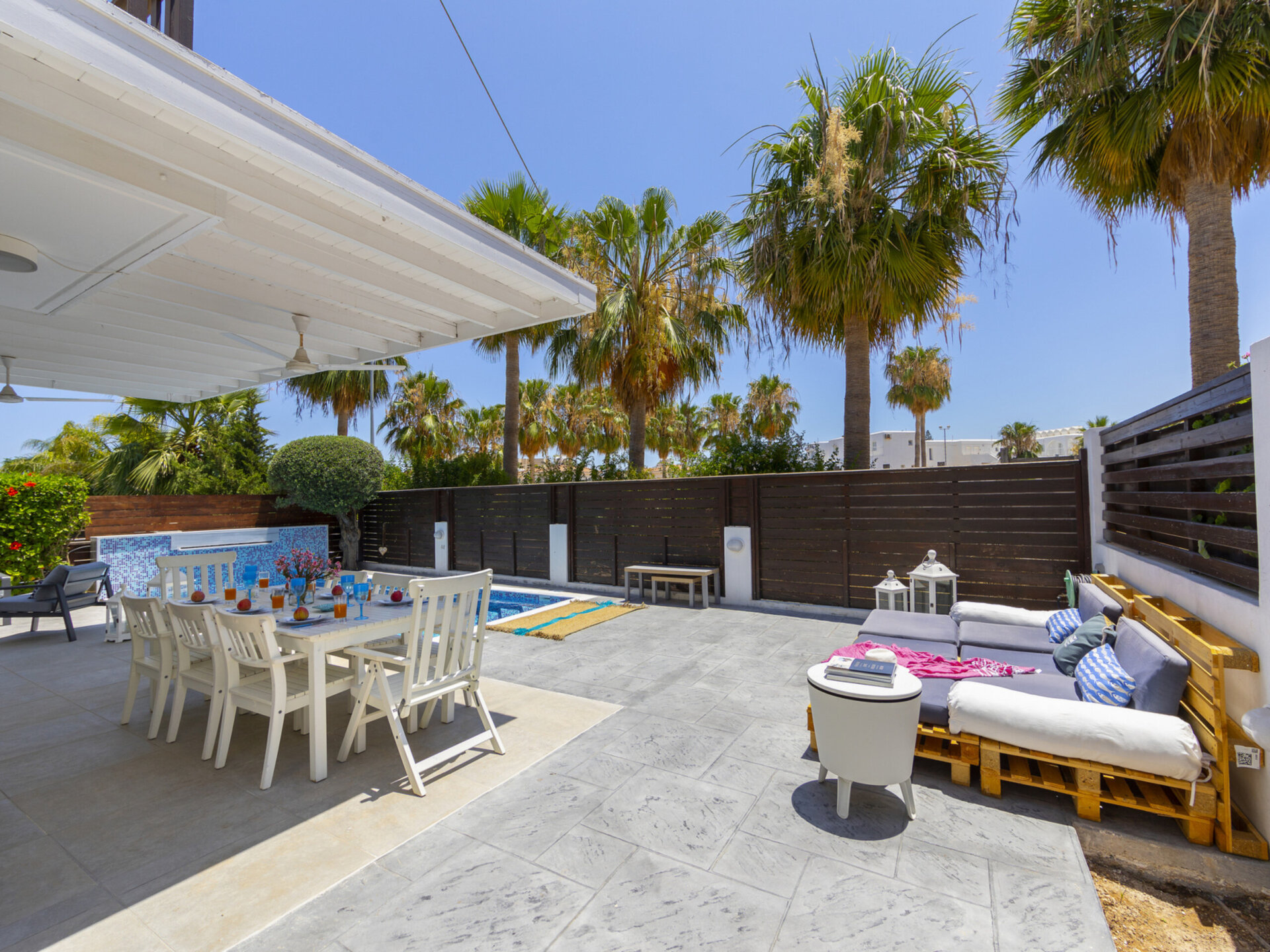 Plaja Yakın Lüks 3 Yatak Odalı Villanızı Kiralamak İçin En İyi Kılavuz, Protaras Villa 1461