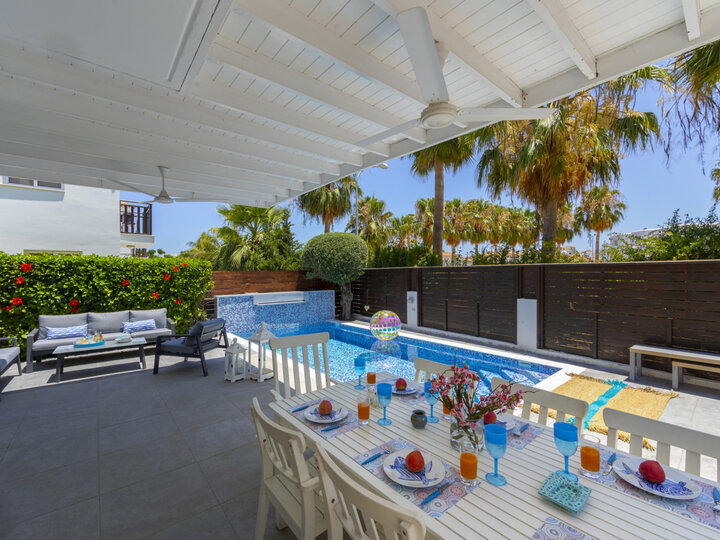 Plaja Yakın Lüks 3 Yatak Odalı Villanızı Kiralamak İçin En İyi Kılavuz, Protaras Villa 1461