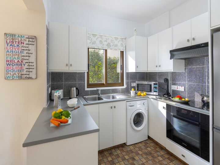 Ailenizin Bu Çağdaş Tarz Villayı Kiraladığını Hayal Edin, Protaras Villa 1466