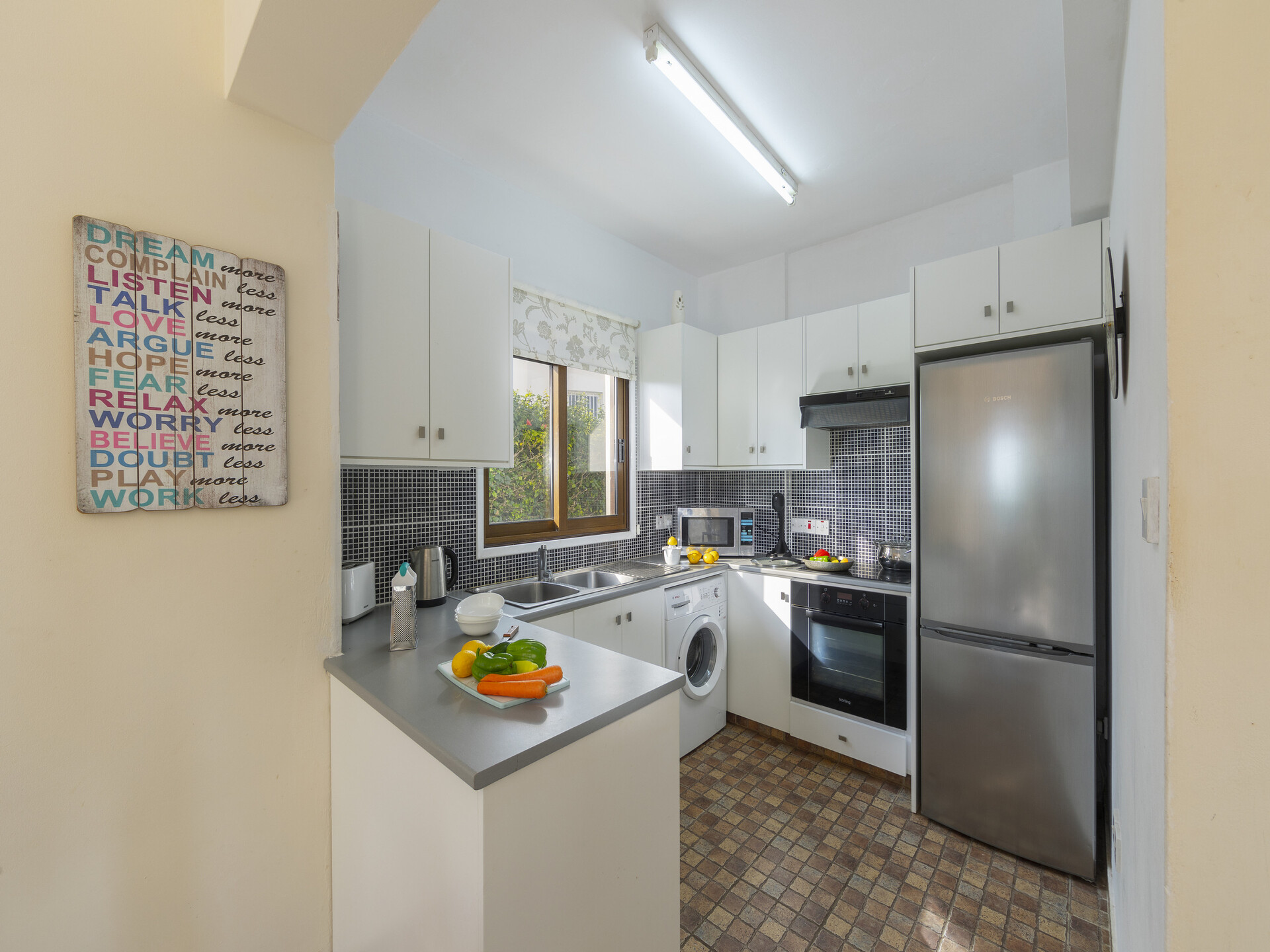 Ailenizin Bu Çağdaş Tarz Villayı Kiraladığını Hayal Edin, Protaras Villa 1466