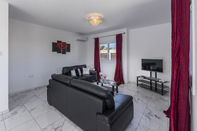 Resim Protaras'ta Bulunan Güzel Özel Havuzlu 5 Yıldızlı Villanızı Kiralama, Protaras Villa 1483