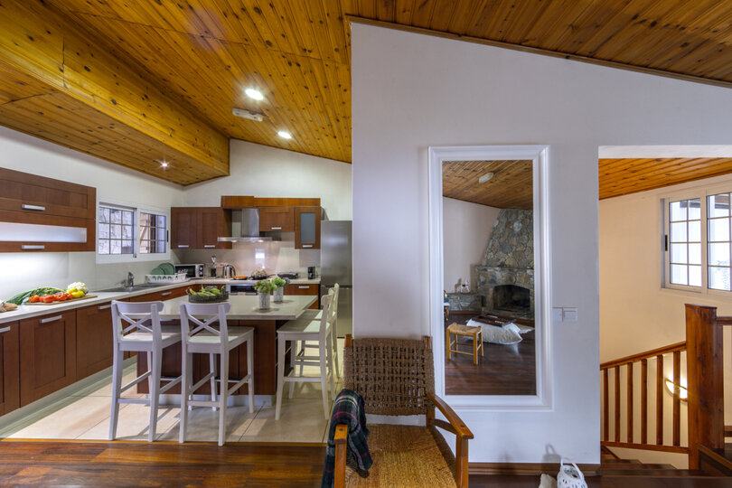 Siz ve Aileniz Orman Manzaralı Bu 5 Yıldızlı Villaya Bayılacaksınız, Limasol Villa 1001
