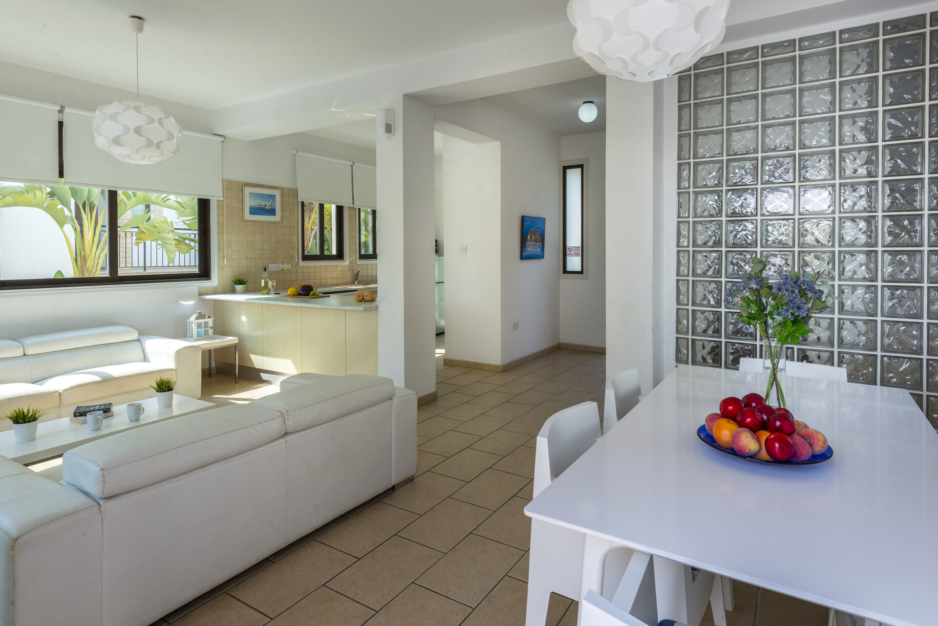 Plaja Yakın 5 Yıldızlı Villanızın Keyfini Çıkarmanın Sırrı, Protaras Villa 1498