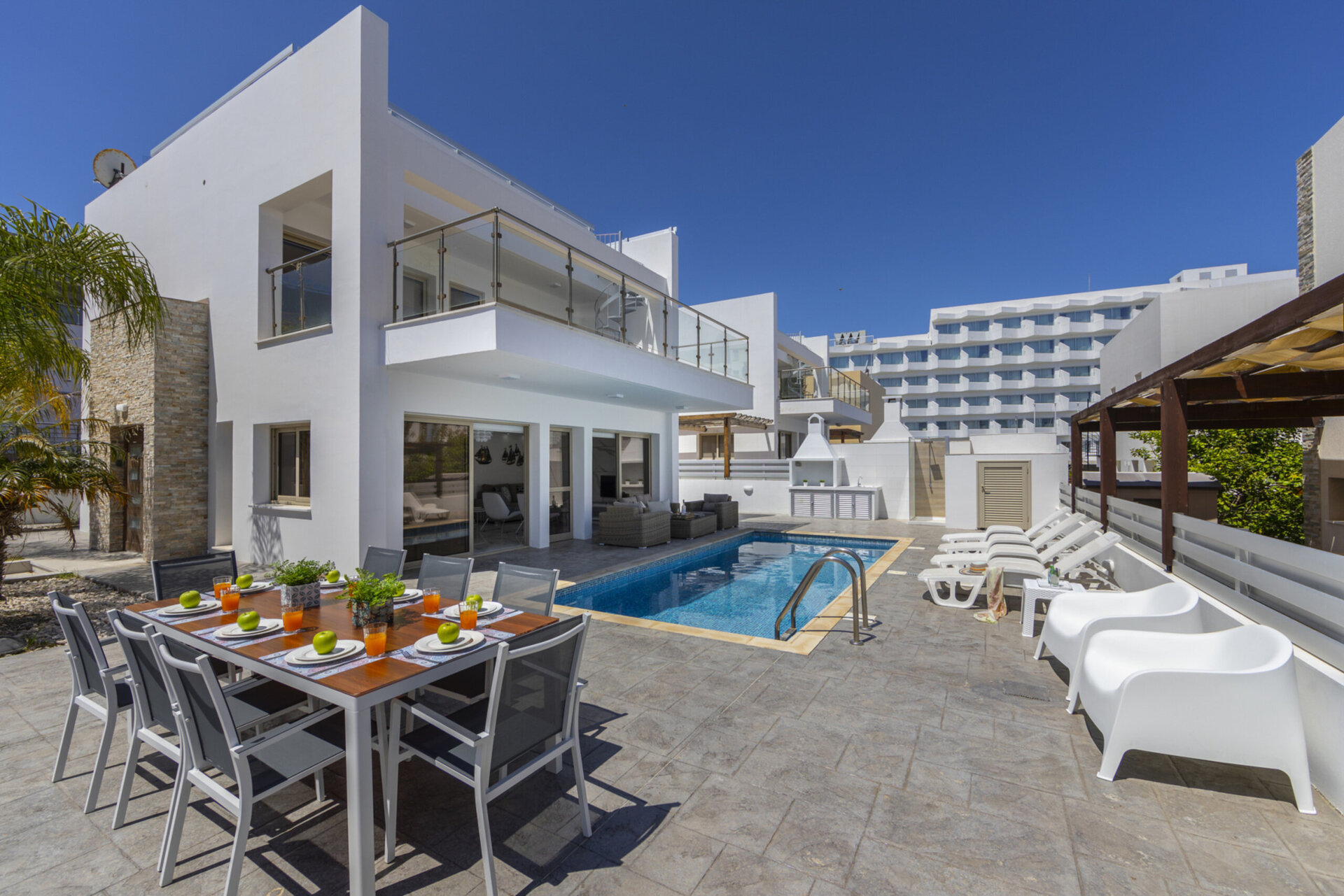 Siz ve Aileniz Bu 5 Yıldızlı Özel Havuzlu Villaya Bayılacaksınız, Protaras Villa 1500