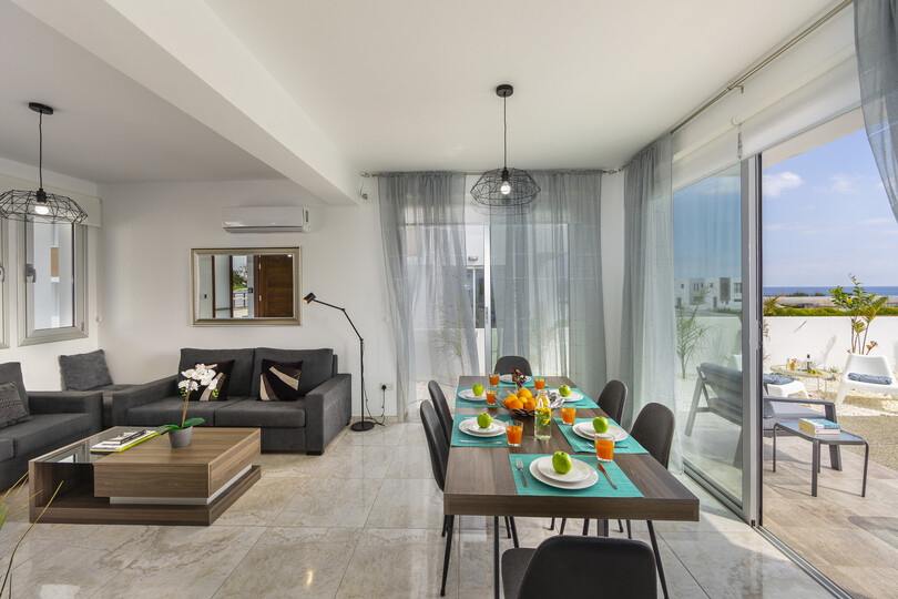 Deniz Manzaralı 5 Yıldızlı Villanızın Keyfini Çıkarmanın Sırrı, Protaras Villa 1505