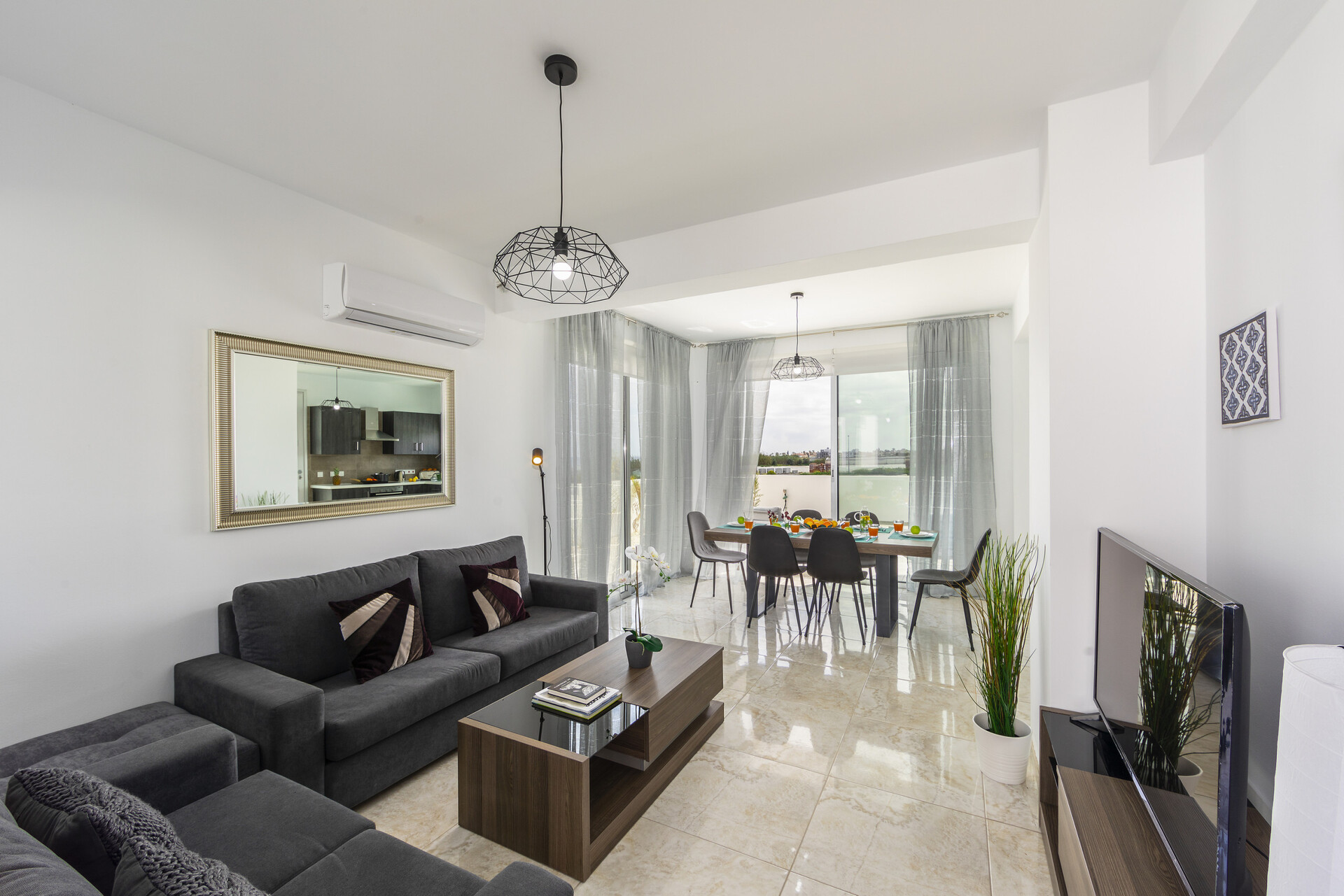 Deniz Manzaralı 5 Yıldızlı Villanızın Keyfini Çıkarmanın Sırrı, Protaras Villa 1505