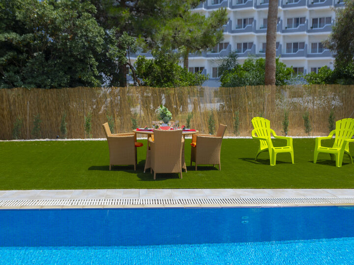 Sonunda Pernera'da Plaja Yakın Mükemmel Lüks Villa Protaras Villa 1506'yı Kiralayabilirsiniz.