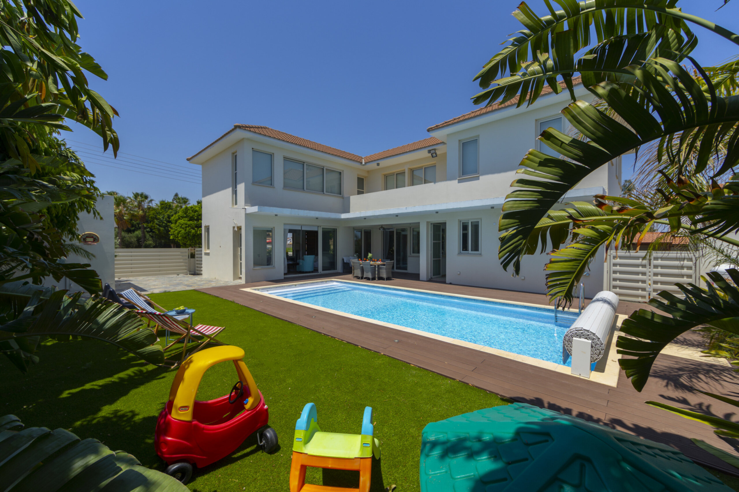 Picture Güzel Özel Havuzlu 5 Yıldızlı Villanızı Kiralamak, Larnaka Villa 1397