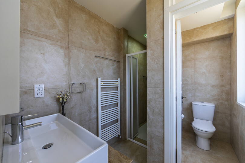Picture Güzel Özel Havuzlu 5 Yıldızlı Villanızı Kiralamak, Larnaka Villa 1397