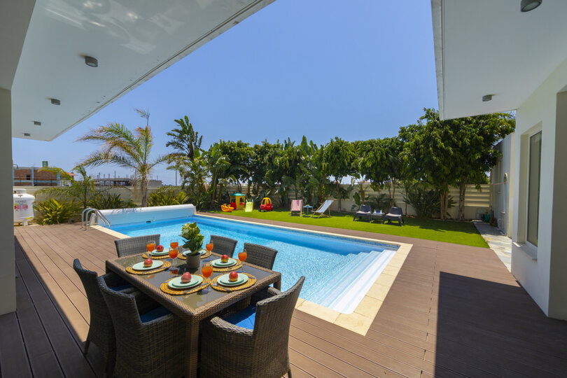 Picture Güzel Özel Havuzlu 5 Yıldızlı Villanızı Kiralamak, Larnaka Villa 1397