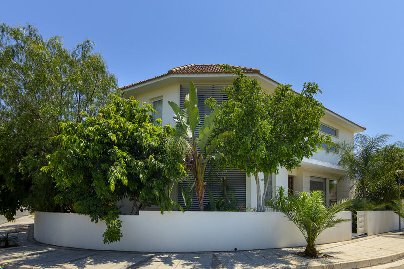 Picture Güzel Özel Havuzlu 5 Yıldızlı Villanızı Kiralamak, Larnaka Villa 1397