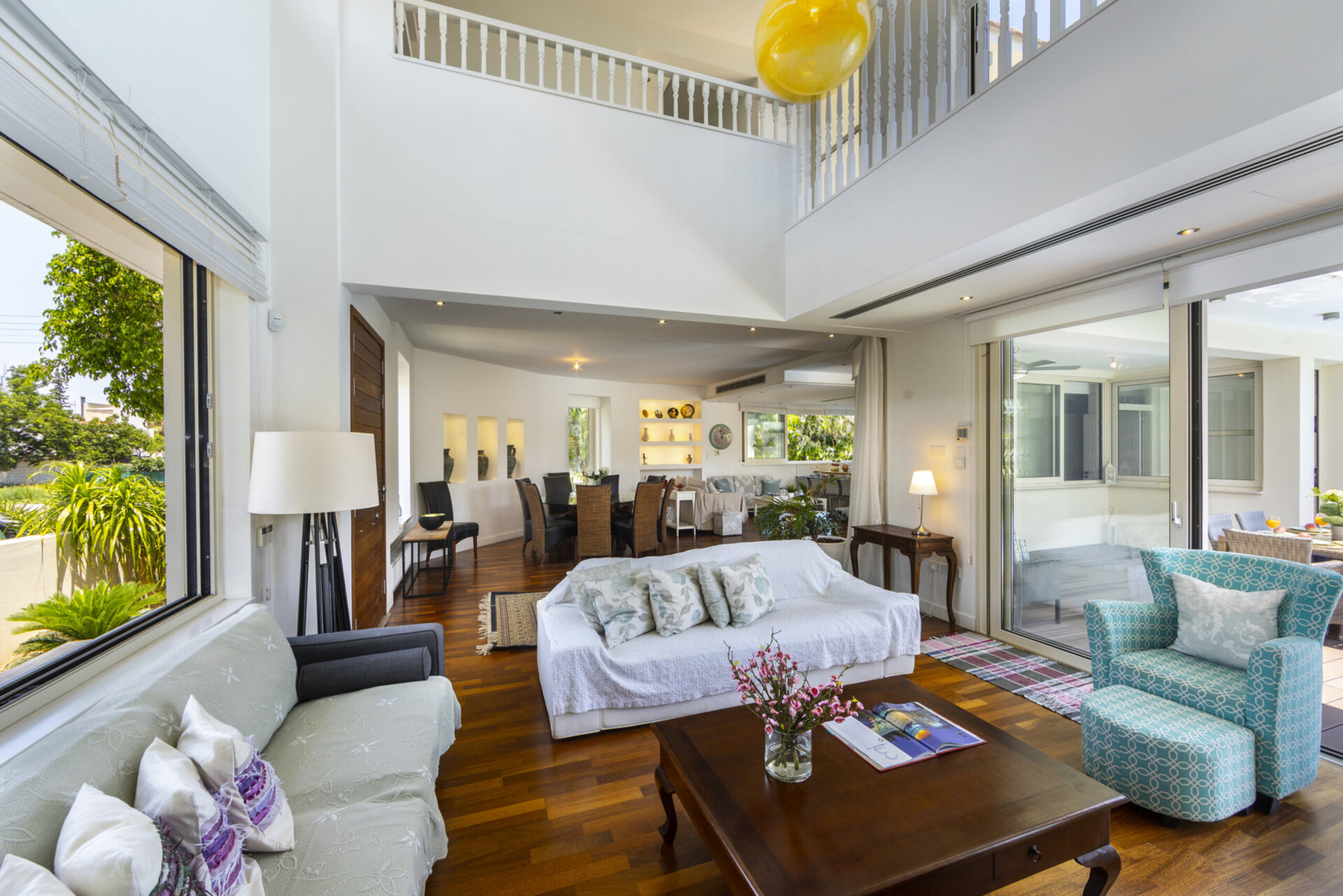 Picture Güzel Özel Havuzlu 5 Yıldızlı Villanızı Kiralamak, Larnaka Villa 1397