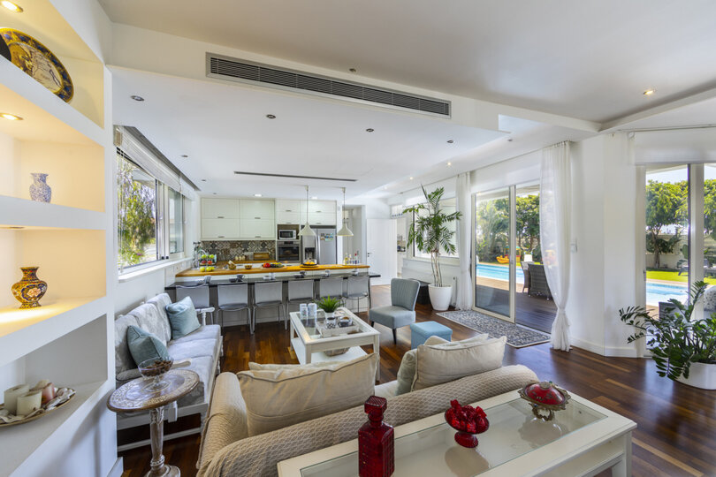 Picture Güzel Özel Havuzlu 5 Yıldızlı Villanızı Kiralamak, Larnaka Villa 1397