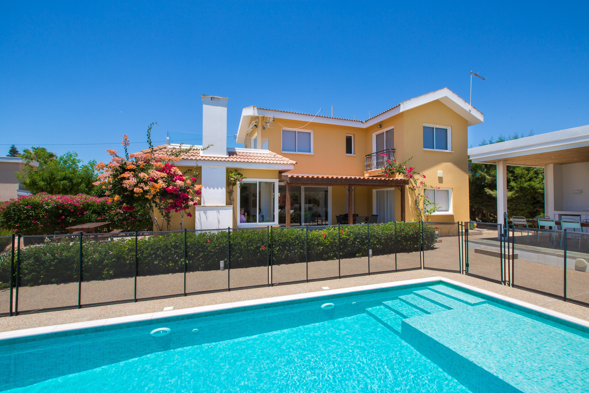 Siz ve Aileniz Bu 5 Yıldızlı Özel Havuzlu Villaya Bayılacaksınız, Ayia Napa Villa 1372