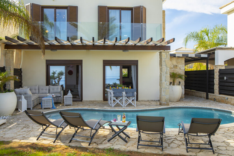Deniz Manzaralı Kendi Villanızı Nasıl Kiralarsınız, Protaras Villa 1524