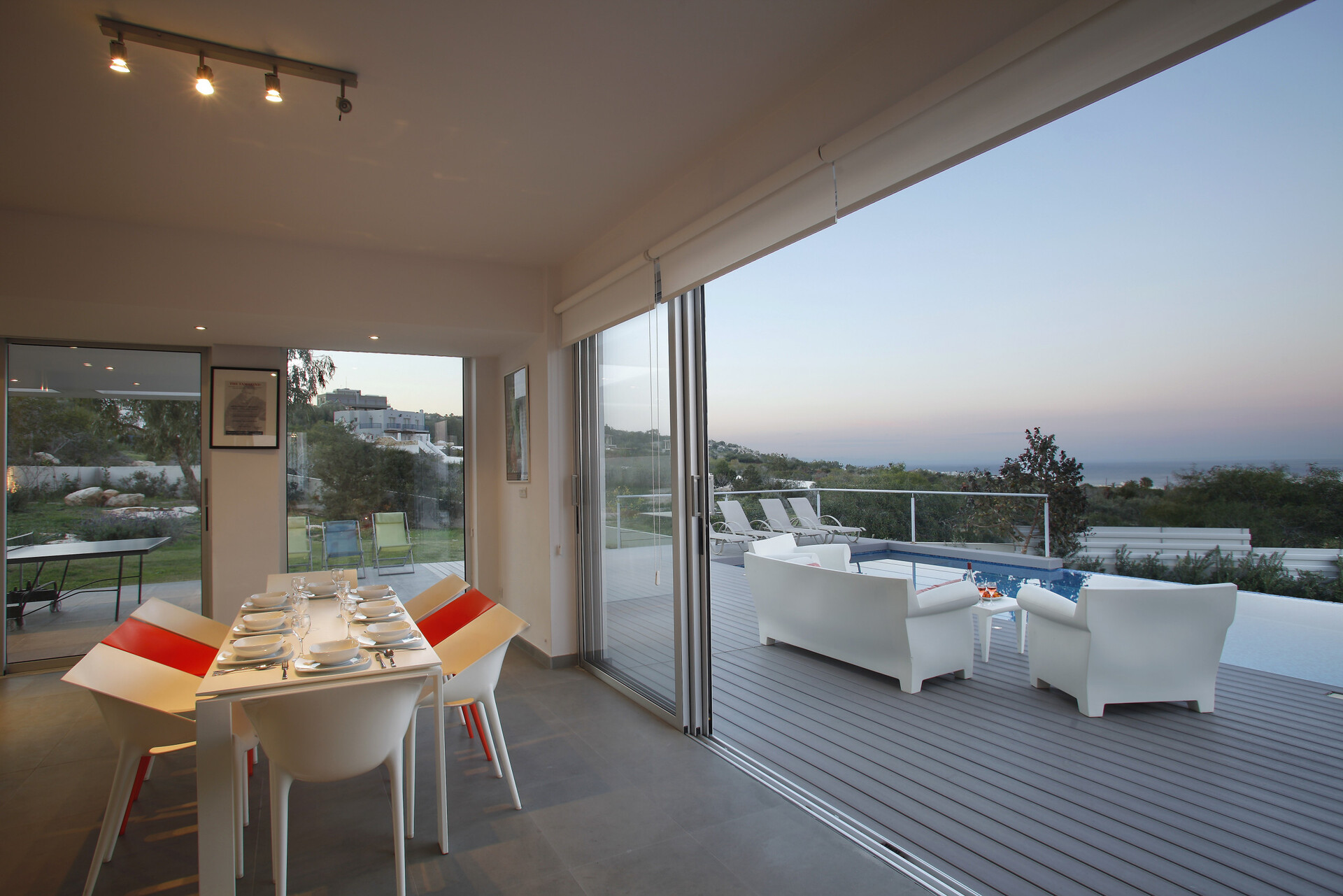 Ailenizin Deniz Manzaralı Bu Lüks Villayı Kiraladığını Düşünün, Protaras Villa 1528