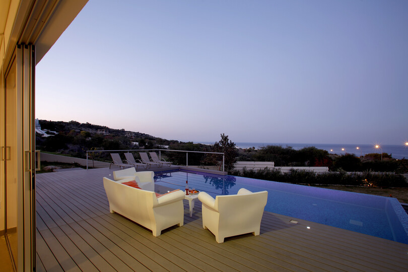 Ailenizin Deniz Manzaralı Bu Lüks Villayı Kiraladığını Düşünün, Protaras Villa 1528