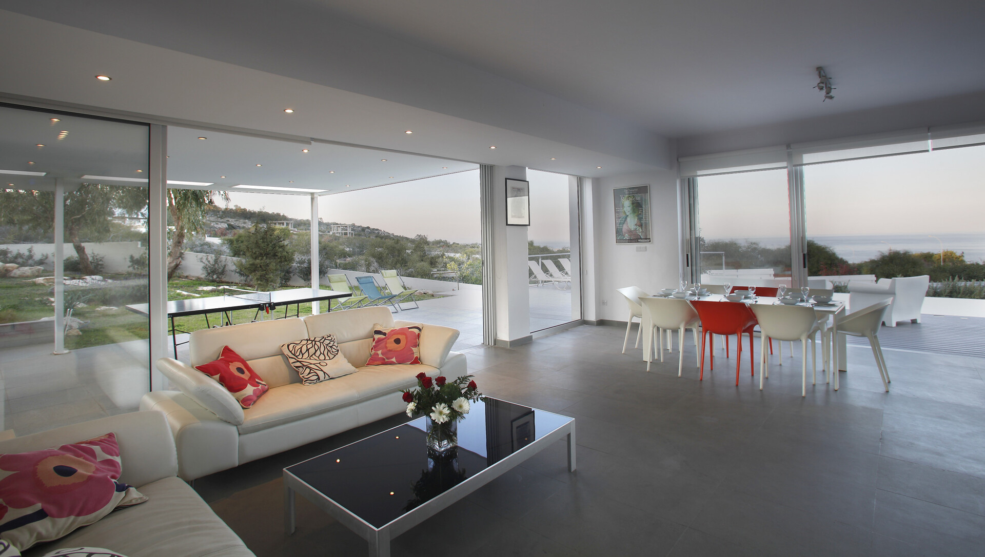 Ailenizin Deniz Manzaralı Bu Lüks Villayı Kiraladığını Düşünün, Protaras Villa 1528