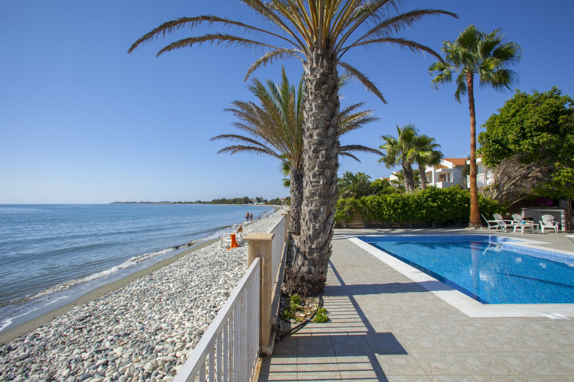 Ailenizin Bu Lüks Sahil Villasını Kiraladığını Düşünün, Larnaka Villa 1399