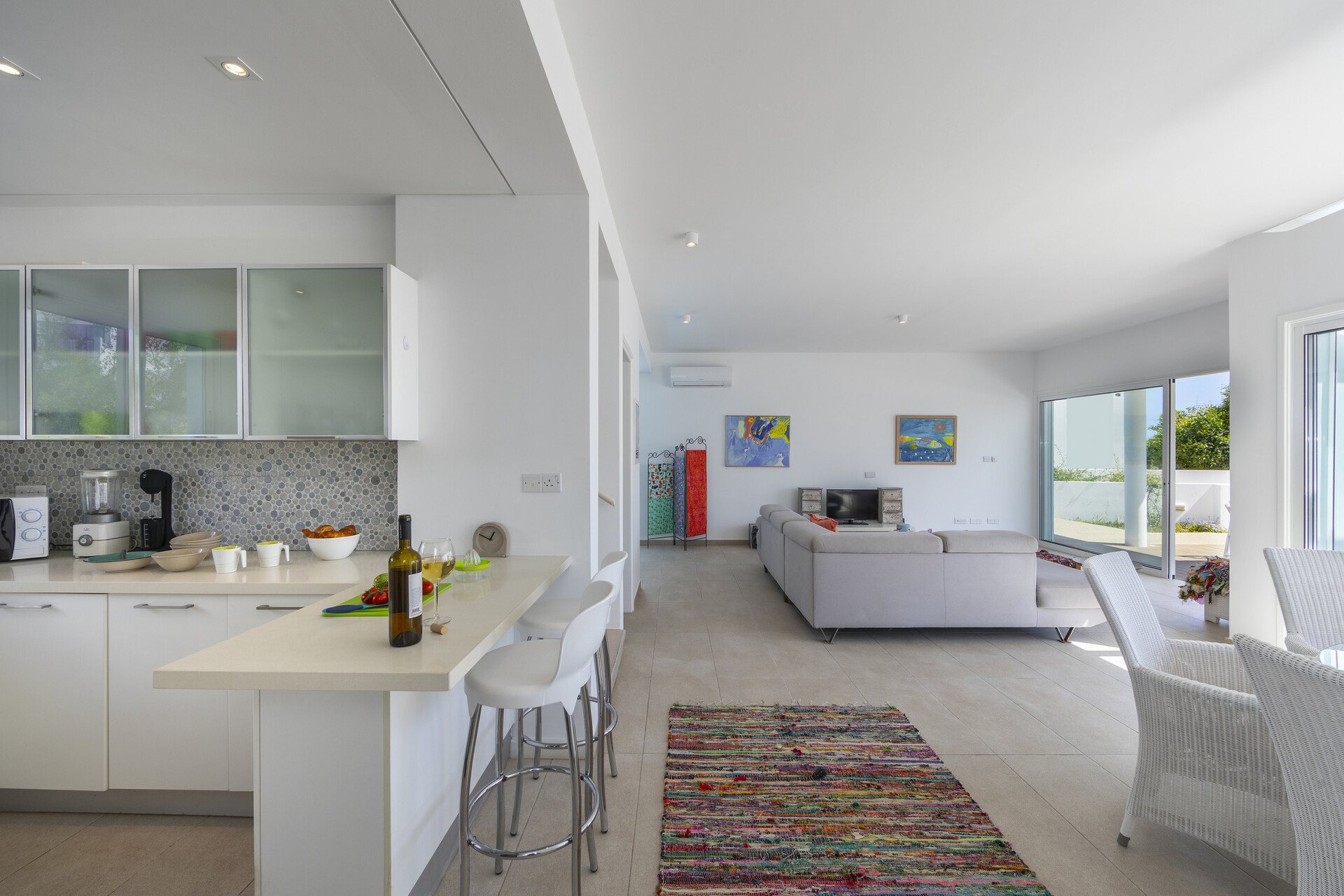 Plaja birkaç dakika mesafede Lüks 5 Yatak Odalı Villanızı Kiralamak İçin En İyi Kılavuz, Protaras Villa 1530