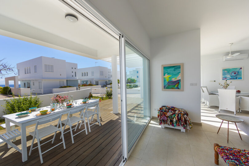 Plaja birkaç dakika mesafede Lüks 5 Yatak Odalı Villanızı Kiralamak İçin En İyi Kılavuz, Protaras Villa 1530