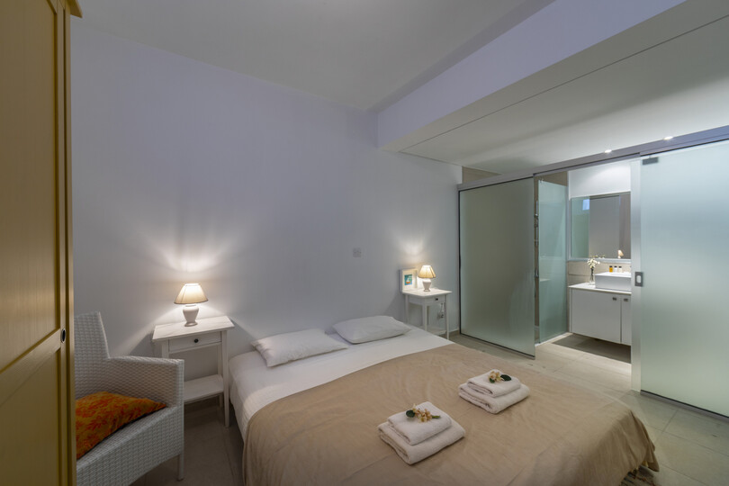 Plaja birkaç dakika mesafede Lüks 5 Yatak Odalı Villanızı Kiralamak İçin En İyi Kılavuz, Protaras Villa 1530