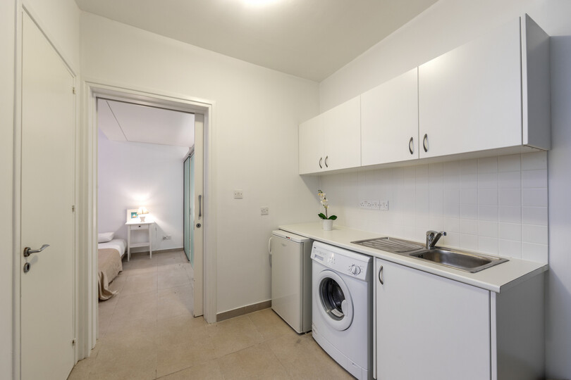 Plaja birkaç dakika mesafede Lüks 5 Yatak Odalı Villanızı Kiralamak İçin En İyi Kılavuz, Protaras Villa 1530