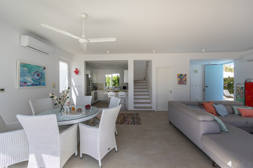 Plaja birkaç dakika mesafede Lüks 5 Yatak Odalı Villanızı Kiralamak İçin En İyi Kılavuz, Protaras Villa 1530