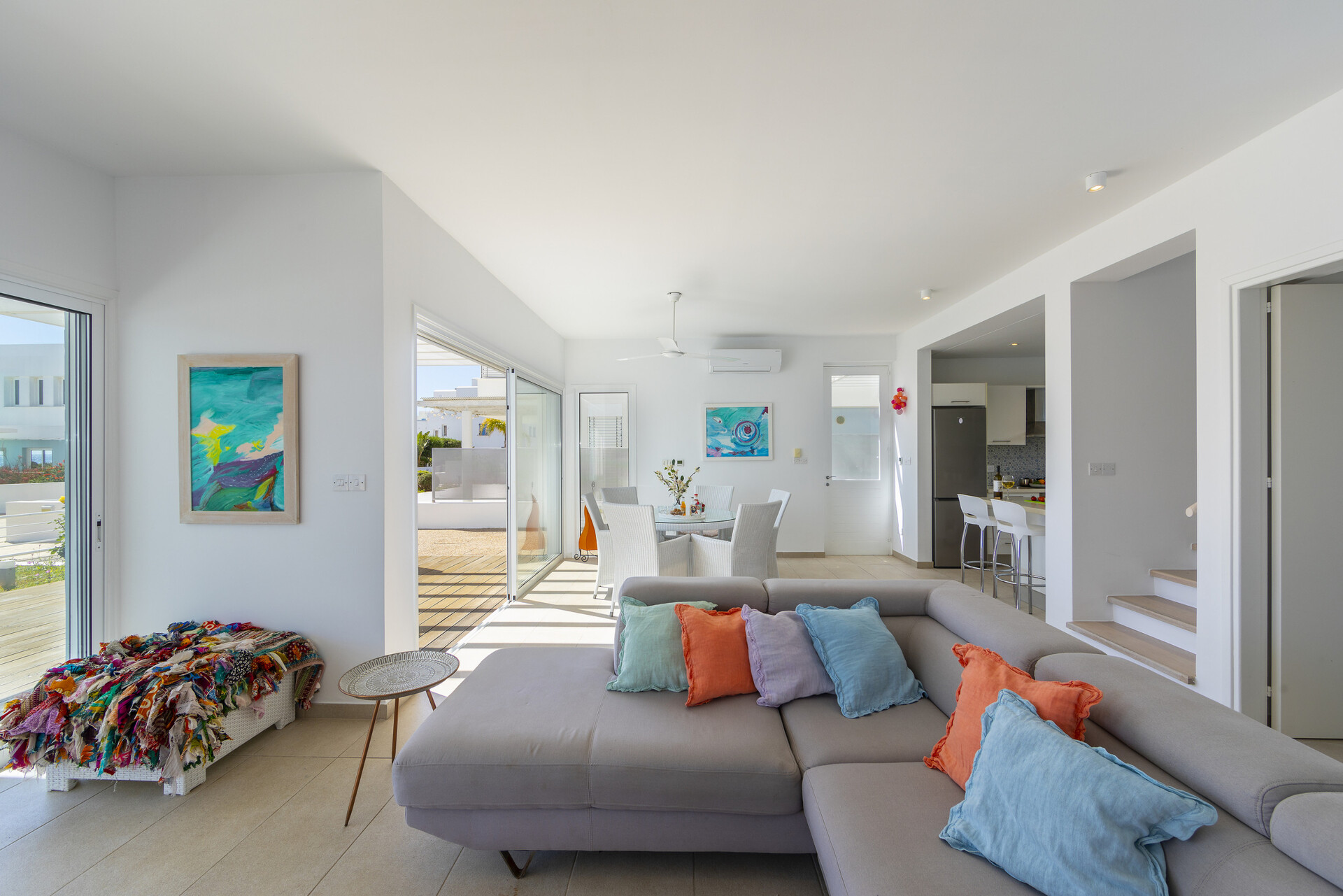 Plaja birkaç dakika mesafede Lüks 5 Yatak Odalı Villanızı Kiralamak İçin En İyi Kılavuz, Protaras Villa 1530