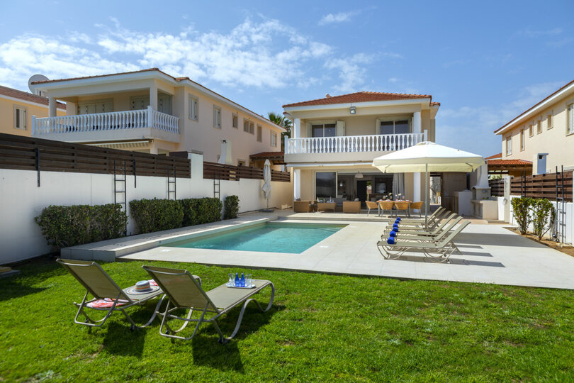 Siz ve Aileniz Bu 5 Yıldızlı Sahil Villasına Bayılacaksınız, Protaras Villa 1536